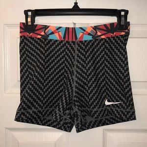 Women’s Nike Pro 3” Compression Short size Medium